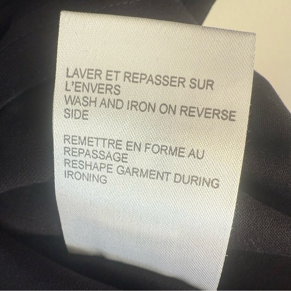 Givenchy Men’s Black Graphic T-Shirt - Picture 6 of 9